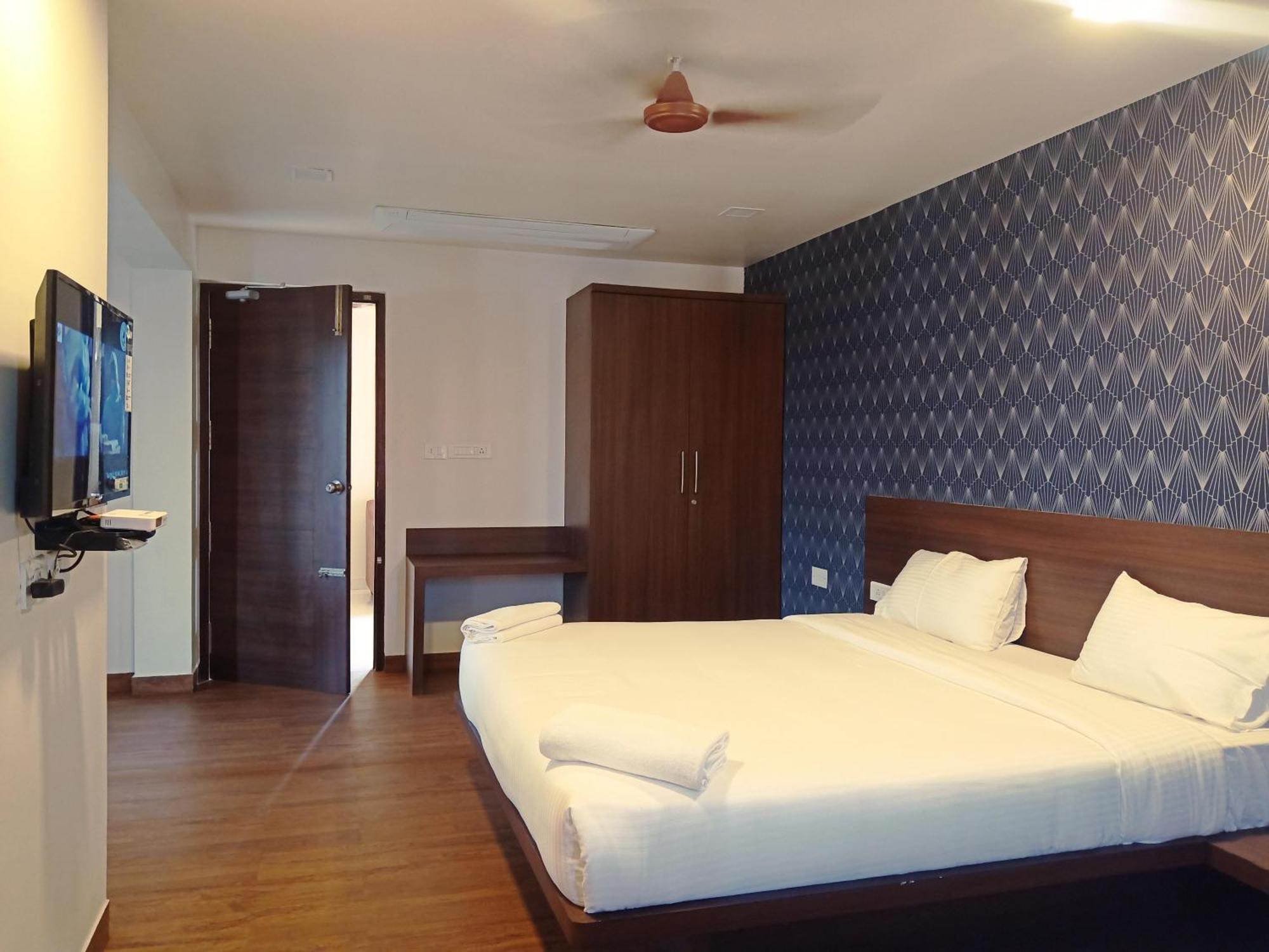 Hotel Vintage Castle Coimbatore Exterior foto